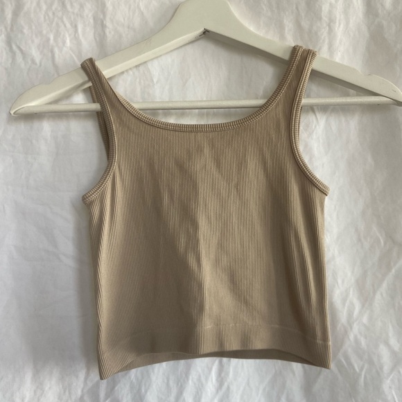 PRO FIT Seamless padded tank top size small - Picture 7 of 13